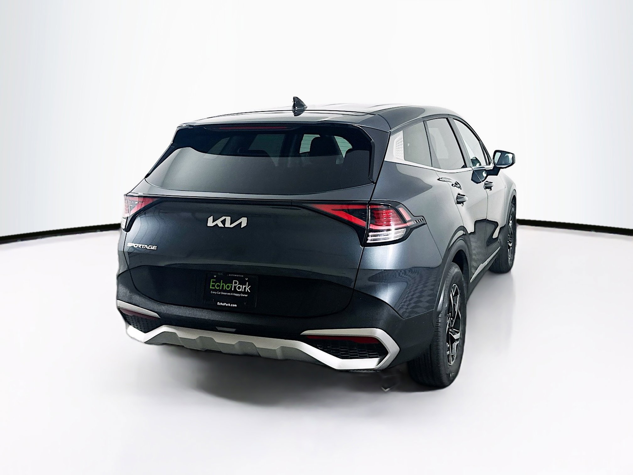 Used 2024 Kia Sportage LX image 9