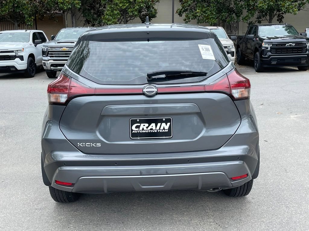 Used 2024 Nissan Kicks S FWD image 6