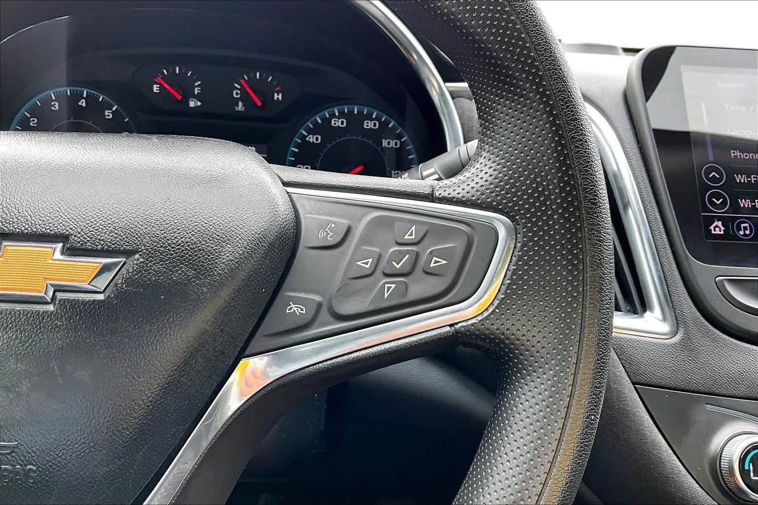 Used 2020 Chevrolet Malibu LT FWD image 24