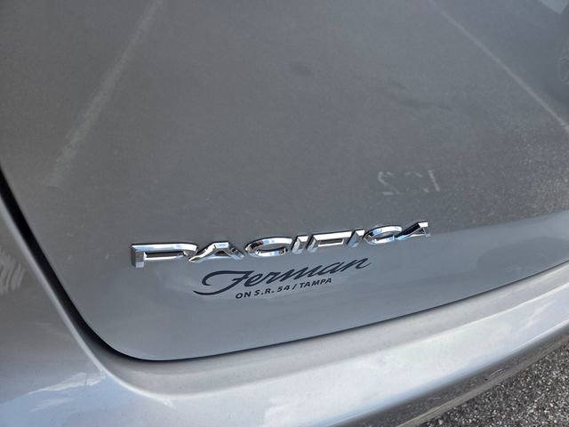 New 2026 Chrysler Pacifica Select FWD image 11