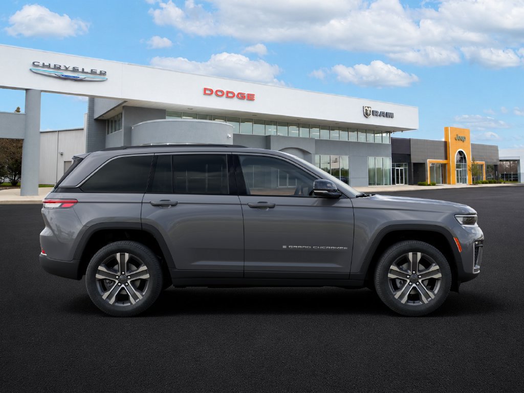 New 2027 Jeep Grand Cherokee Limited AWD/4WD image 21