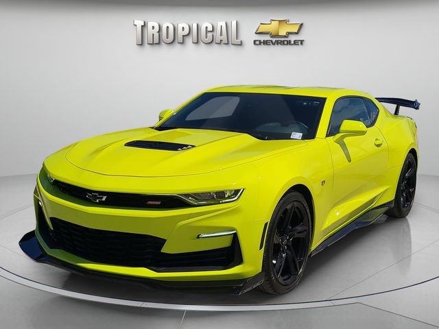 Used 2021 Chevrolet Camaro SS RWD image 1