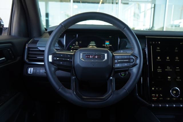 Used 2025 GMC Acadia AT4 AWD/4WD image 18