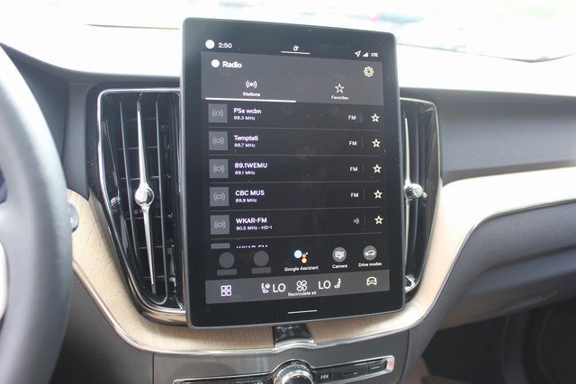 New 2026 Volvo XC60 B5 Plus w/ Protection Package Premier image 22