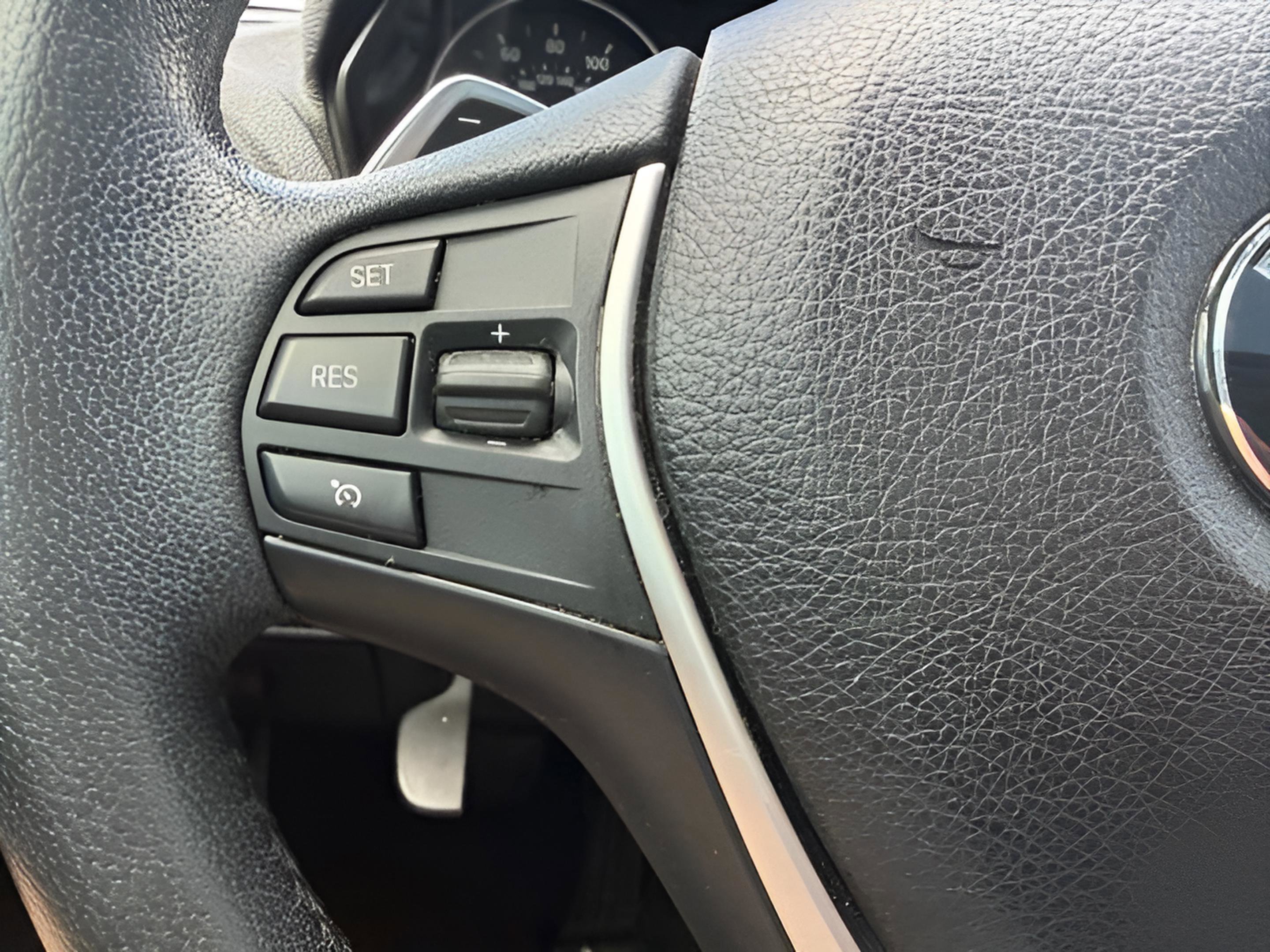 Used 2015 BMW 228i xDrive Coupe AWD/4WD image 14