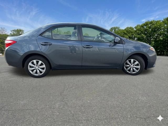 Used 2016 Toyota Corolla LE FWD image 8