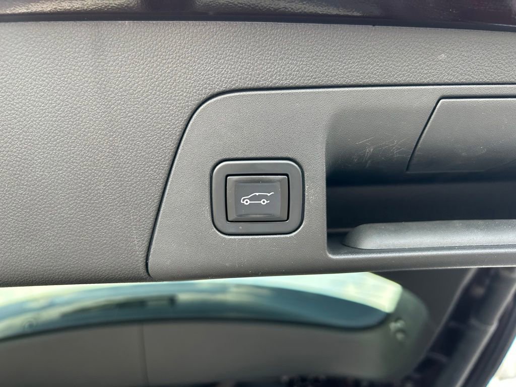 Used 2021 Buick Envision Avenir image 28