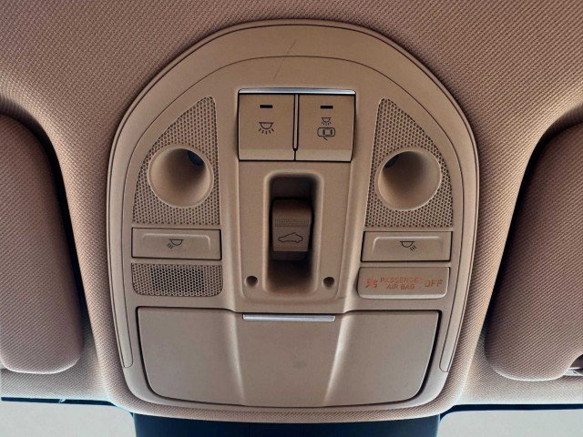 Used 2022 Genesis G70 2.0T w/ Prestige Package image 37