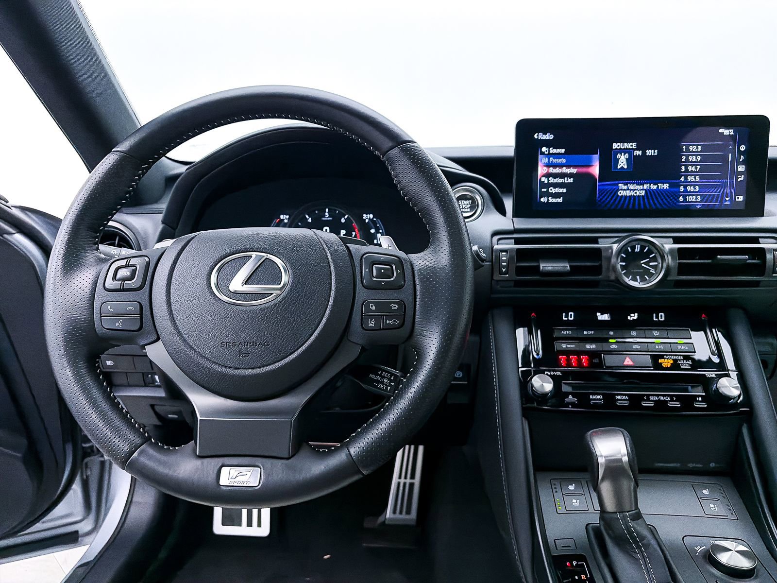 Used 2025 Lexus IS 350 F Sport w/ Navigation Package RWD image 5