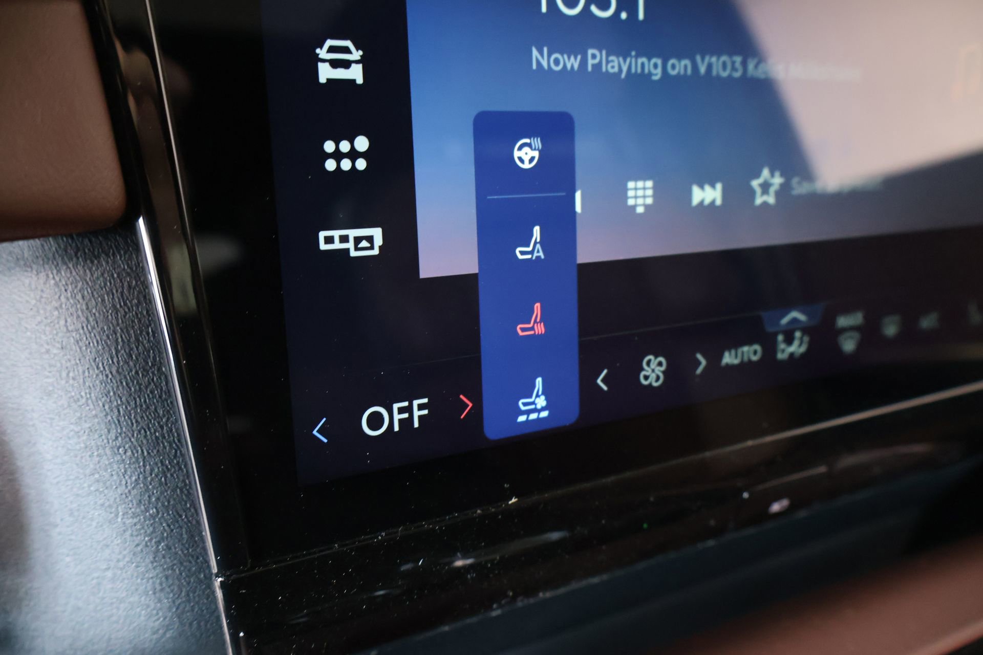 New 2026 Lincoln Navigator Reserve AWD/4WD image 8