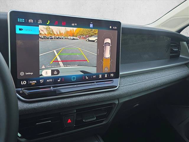 New 2026 Volkswagen Tiguan S FWD image 13