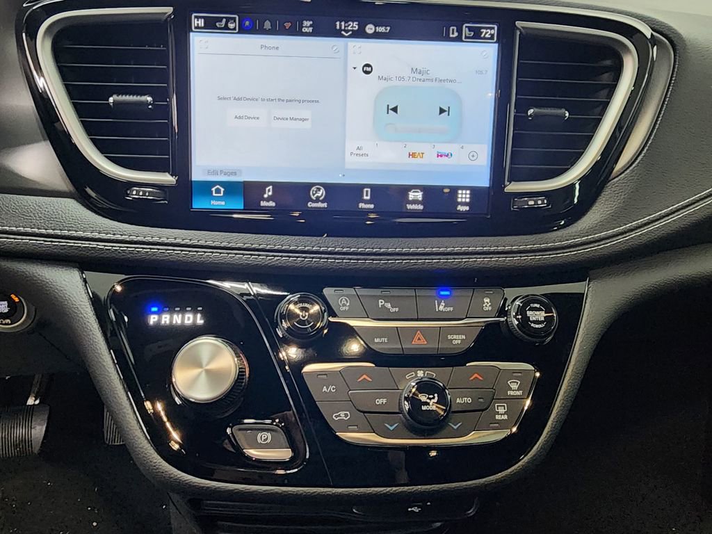 New 2026 Chrysler Pacifica Select w/ S Appearance Package image 22
