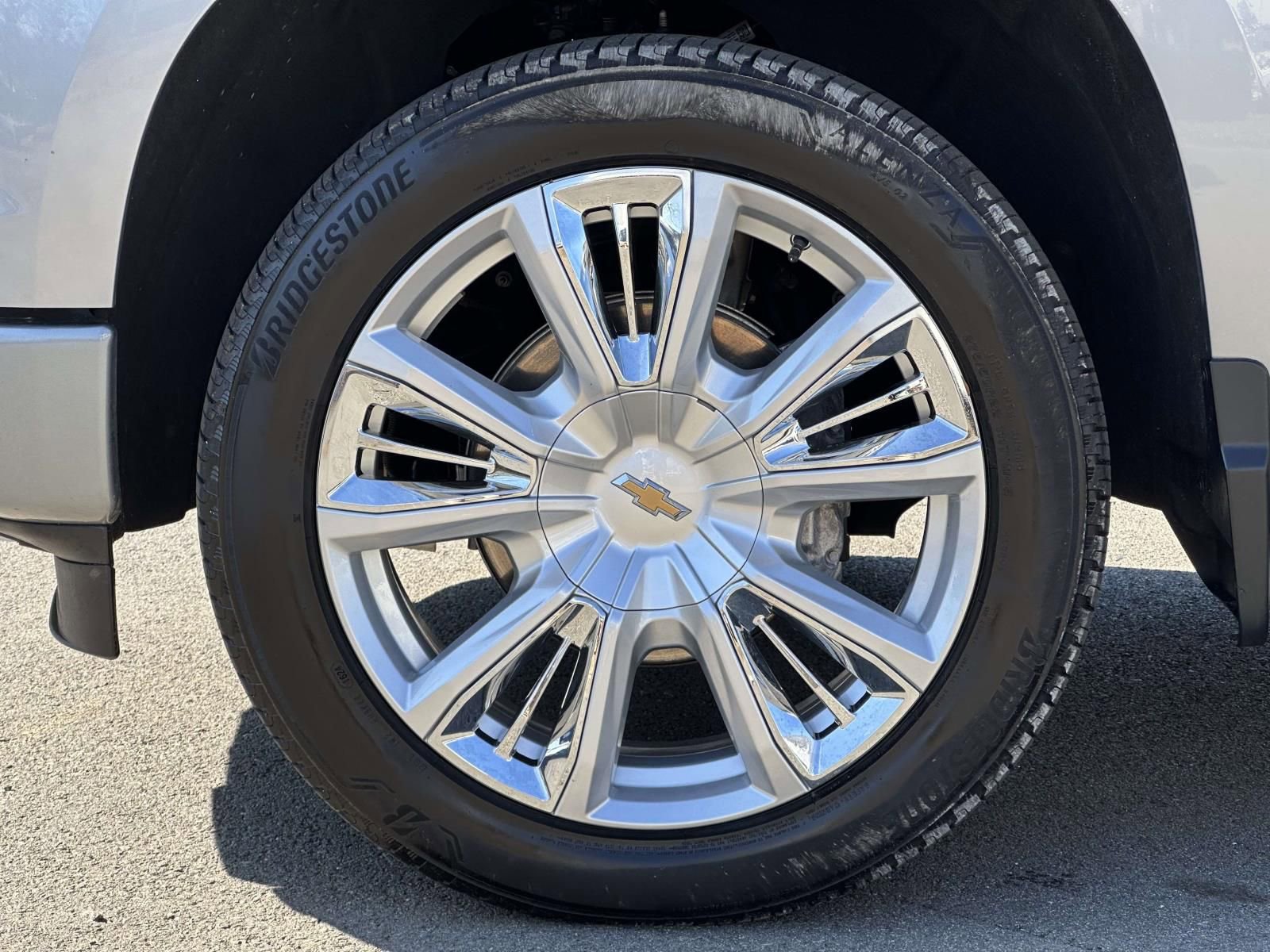 Used 2024 Chevrolet Silverado 1500 High Country w/ High Country Premium Package image 7