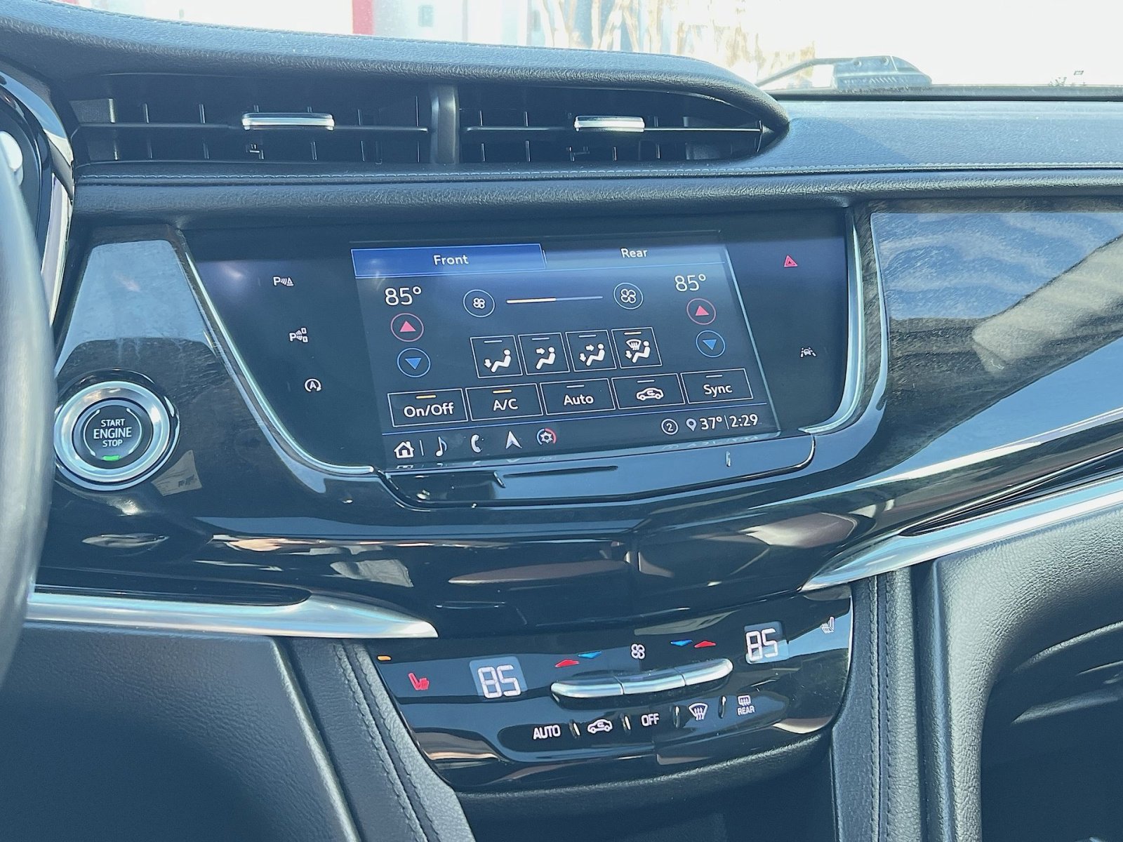 Used 2020 Cadillac XT6 Premium Luxury image 21