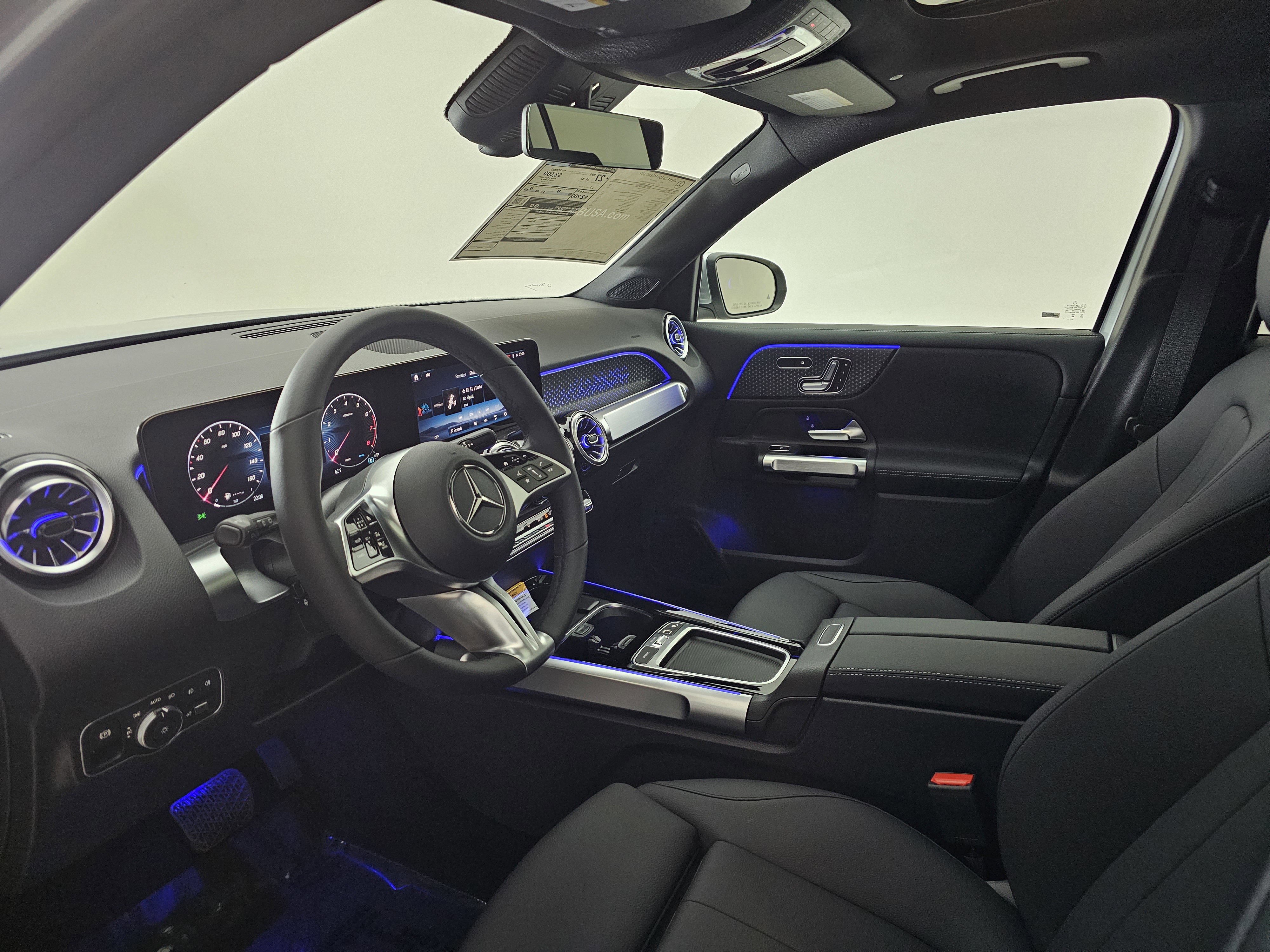 New 2026 Mercedes-Benz GLB 250 4MATIC image 7