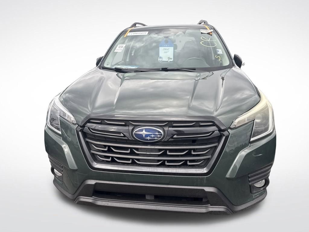 Used 2022 Subaru Forester Premium image 5