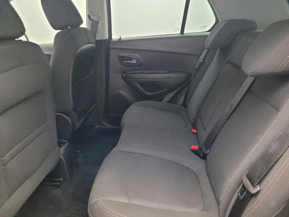 Used 2017 Chevrolet Trax LS image 18
