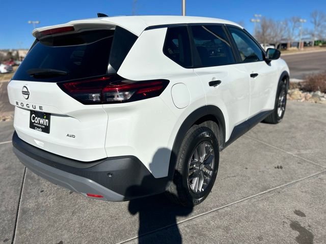 Used 2023 Nissan Rogue S image 8