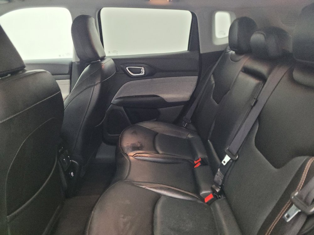 Used 2022 Jeep Compass Latitude w/ Sun and Sound Group AWD/4WD image 18