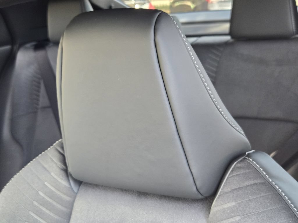 New 2026 Toyota C-HR AWD/4WD image 19