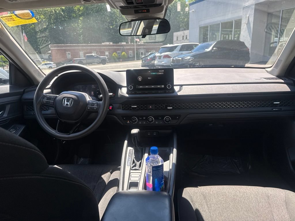 Used 2024 Honda Accord EX image 16