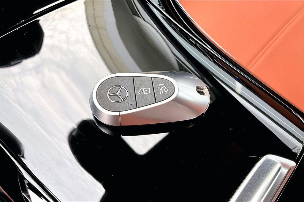 Certified 2023 Mercedes-Benz C 300 4MATIC Sedan image 10