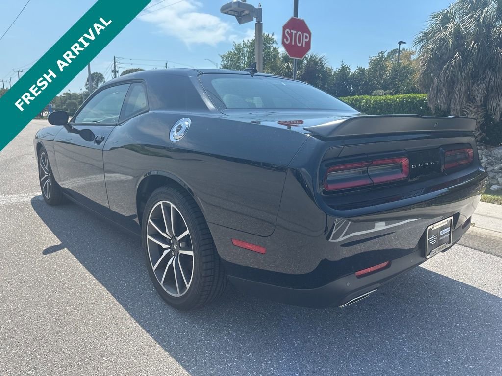 Used 2023 Dodge Challenger GT w/ Plus Package image 9