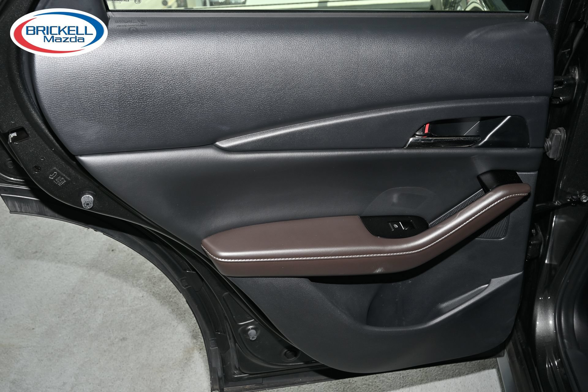 Used 2023 MAZDA CX-30 AWD 2.5 S w/ Premium Package image 19