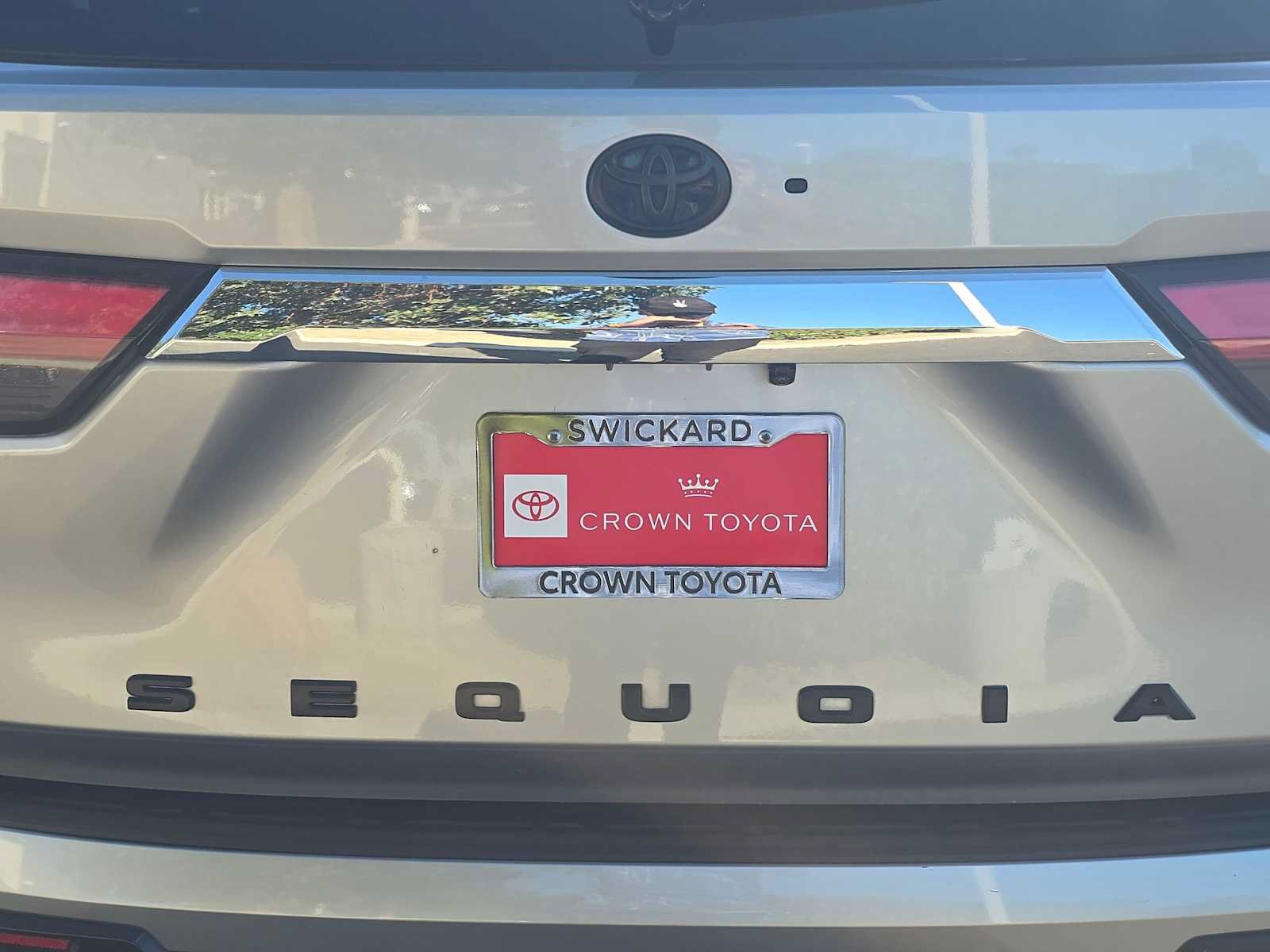 Certified 2024 Toyota Sequoia Limited AWD/4WD image 16