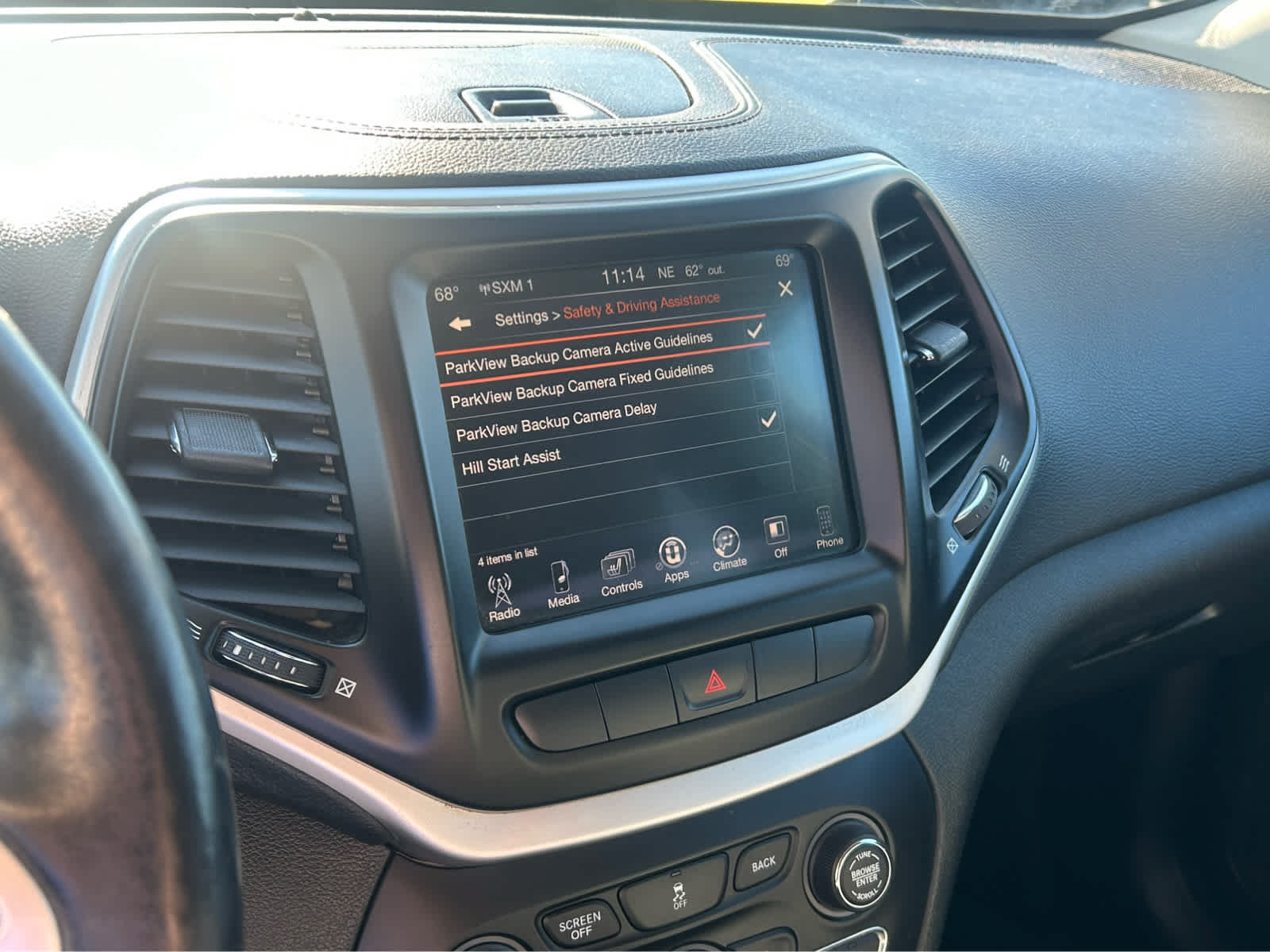 Used 2014 Jeep Cherokee Limited FWD image 28