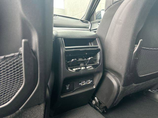 Certified 2024 Jeep Grand Cherokee Altitude image 22