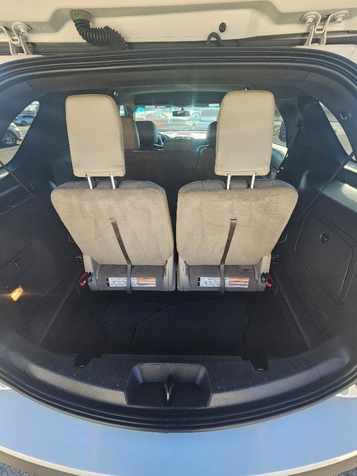 Used 2015 Ford Explorer XLT w/ Equipment Group 202A image 21