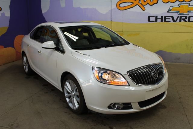 Used 2016 Buick Verano Leather w/ Experience Buick Package FWD image 4