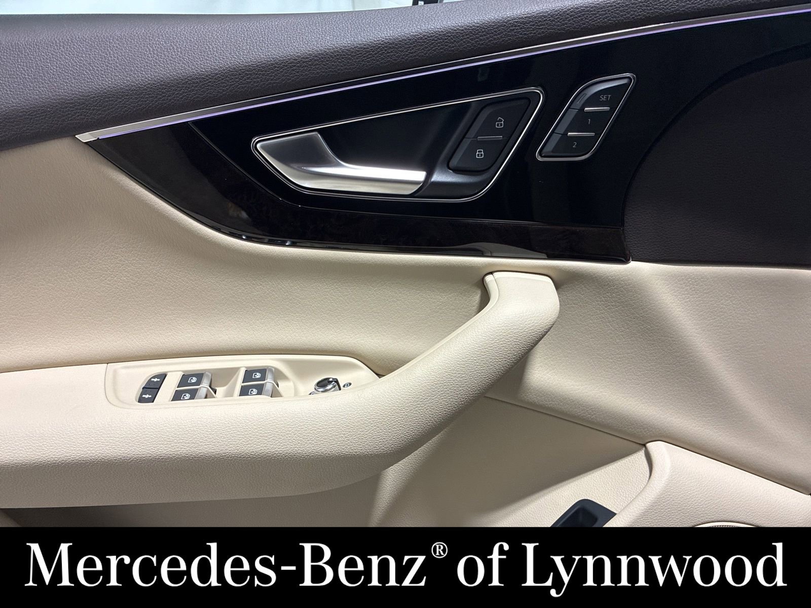 Used 2019 Audi Q7 3.0T Prestige w/ Prestige Package image 15