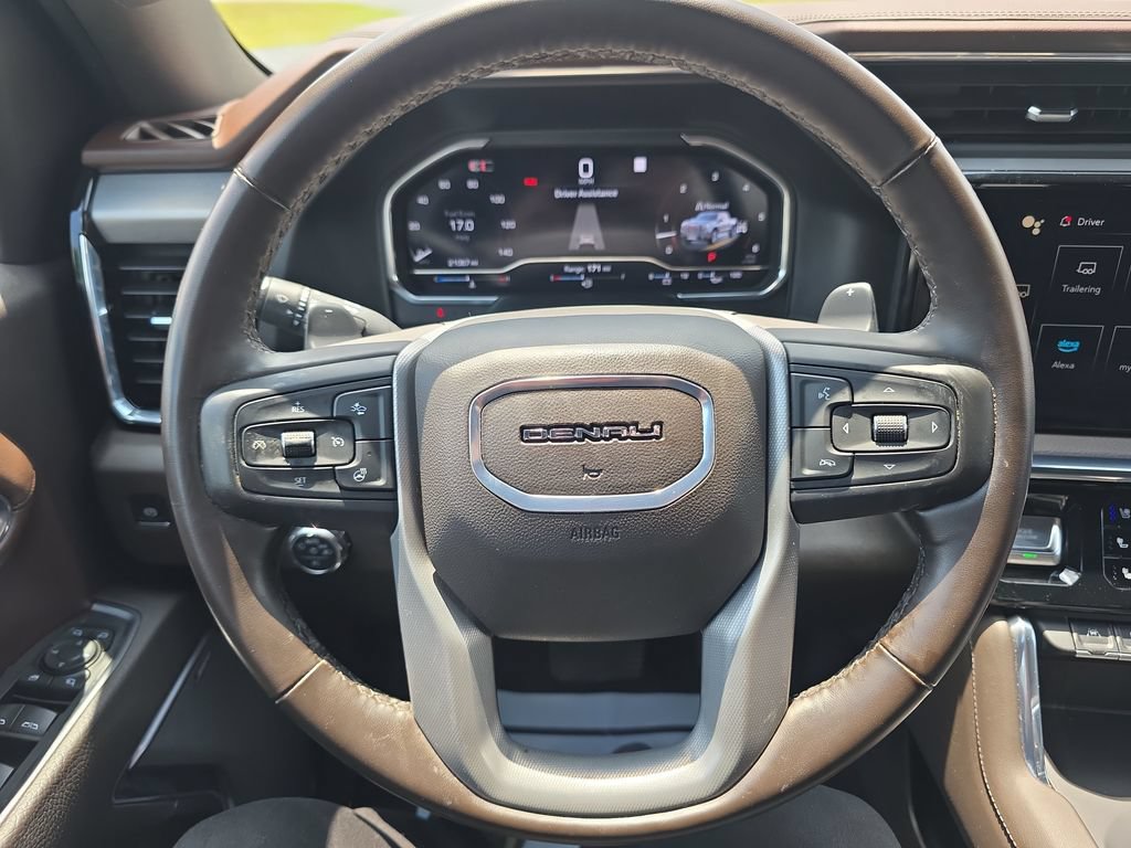 Used 2025 GMC Sierra 1500 Denali w/ Denali Reserve Package AWD/4WD image 14