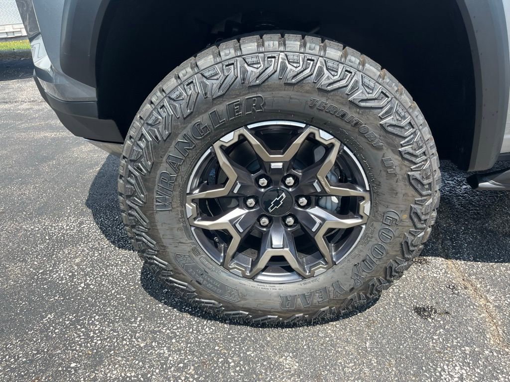 New 2025 Chevrolet Colorado ZR2 image 42