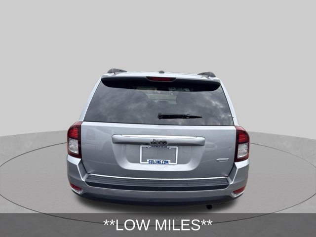 Used 2017 Jeep Compass Latitude FWD image 5