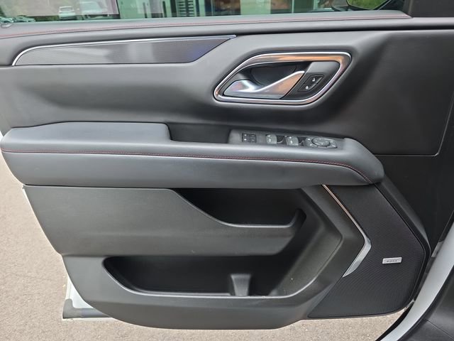 Used 2022 Chevrolet Tahoe RST w/ Luxury Package AWD/4WD image 18