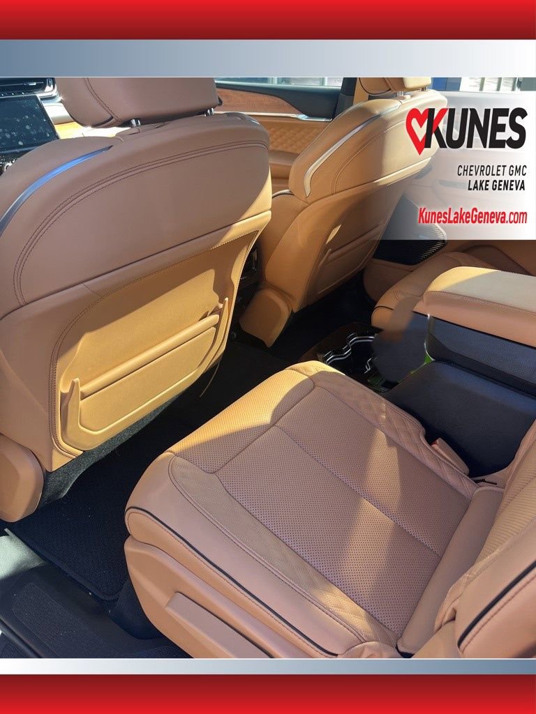 Used 2025 Jeep Grand Cherokee L Summit image 14