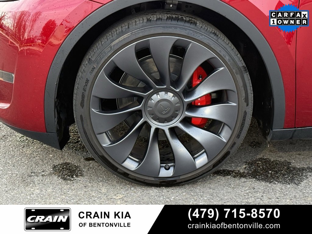 Used 2024 Tesla Model Y Performance image 29
