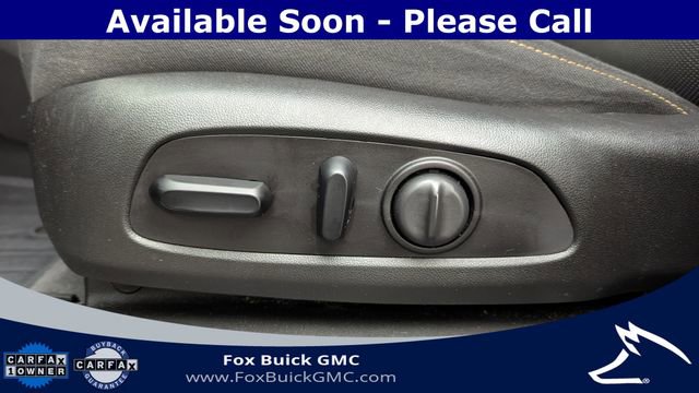 Used 2021 Chevrolet Traverse LT w/ LPO, Floor Liner Package image 23