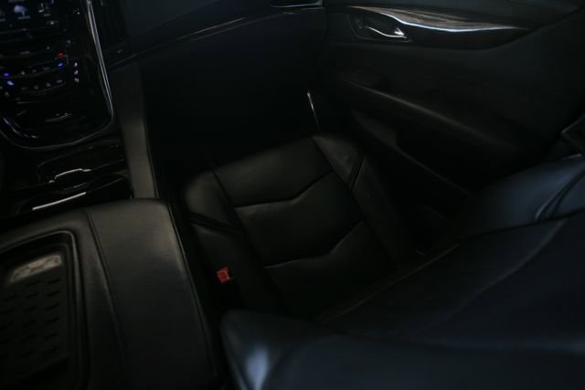 Used 2017 Cadillac Escalade Platinum image 30