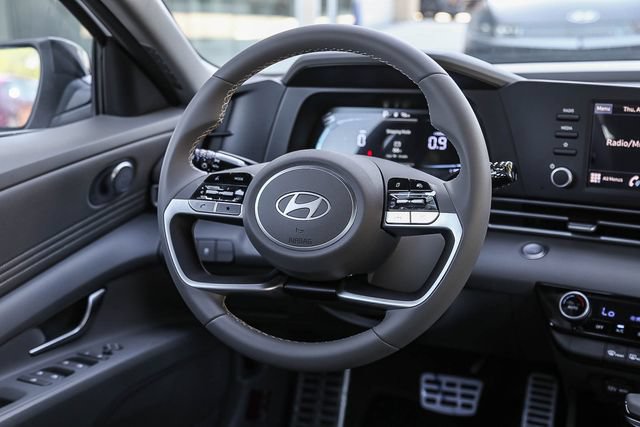 New 2026 Hyundai Elantra Sport FWD image 17