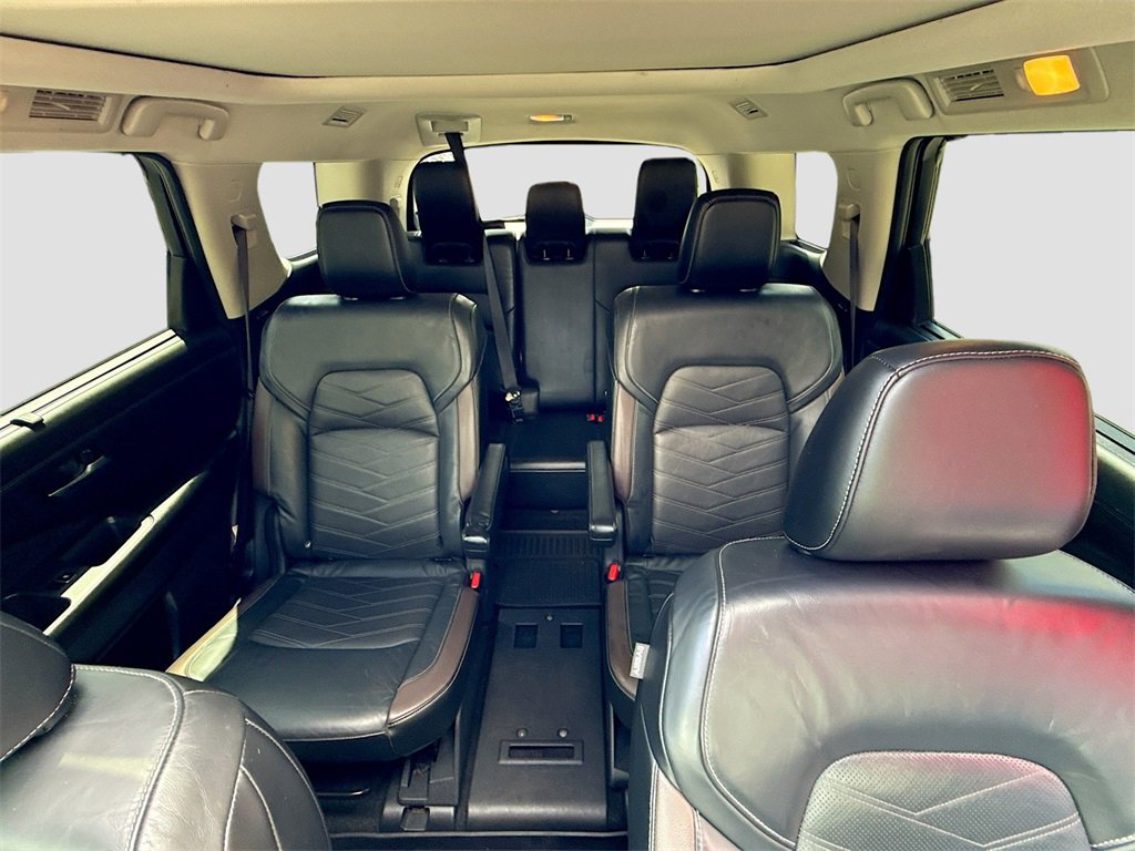 Used 2022 Nissan Pathfinder Platinum w/ Cargo Package image 24