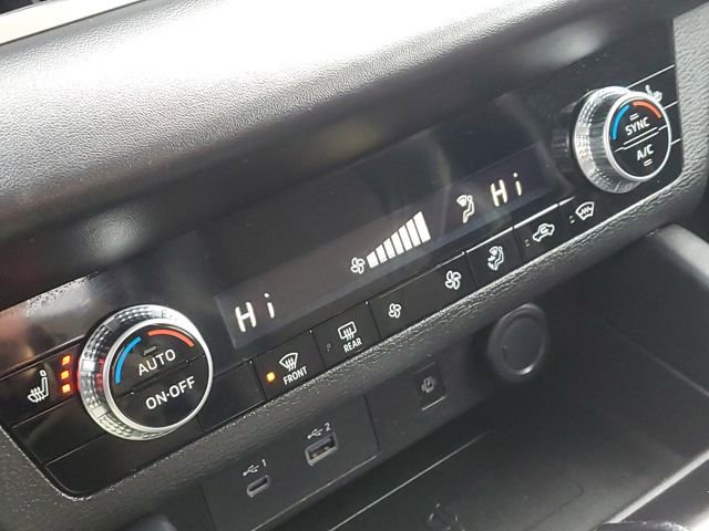 Used 2024 Mitsubishi Outlander SE image 21