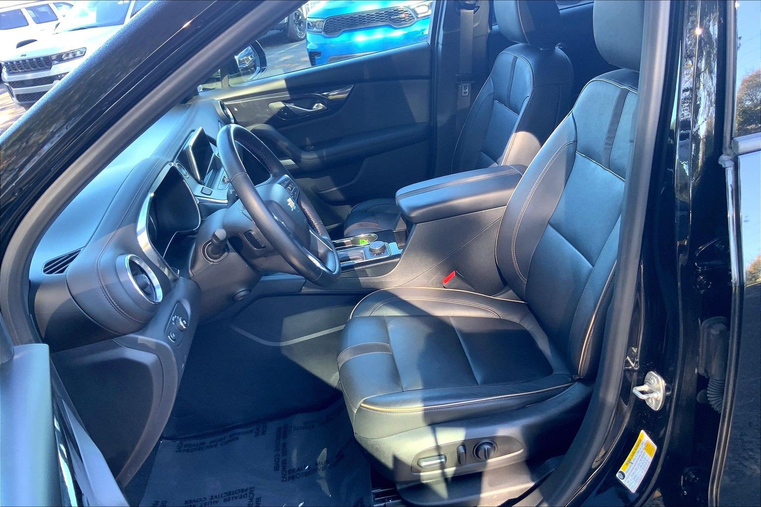Used 2019 Chevrolet Blazer Premier w/ Sun and Wheels Package AWD/4WD image 7