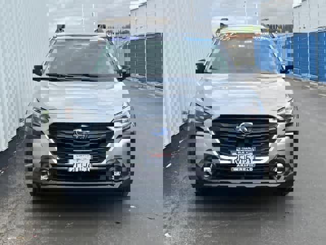 Used 2023 Subaru Outback Onyx Edition image 2