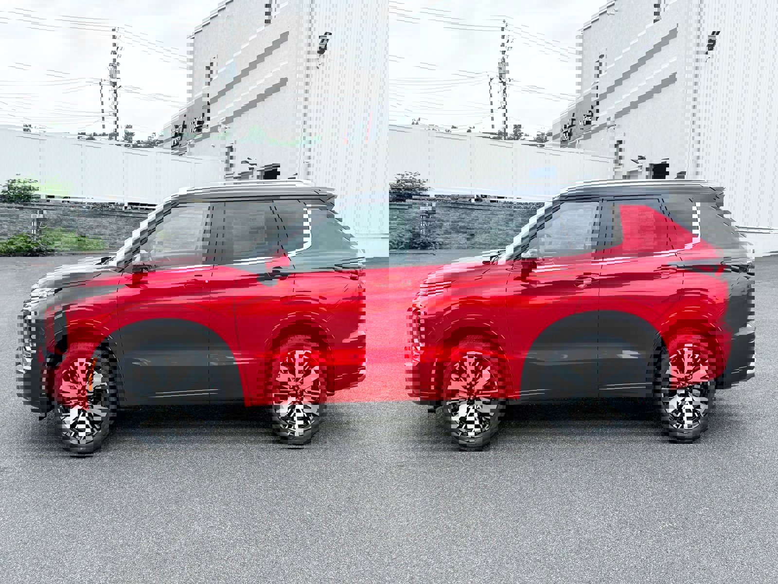 New 2025 Mitsubishi Outlander AWD image 8