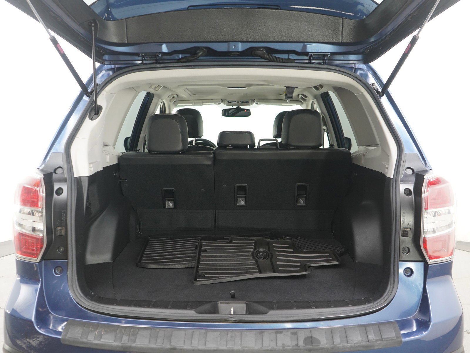 Used 2014 Subaru Forester 2.0XT Touring w/ Popular Package #2 image 16