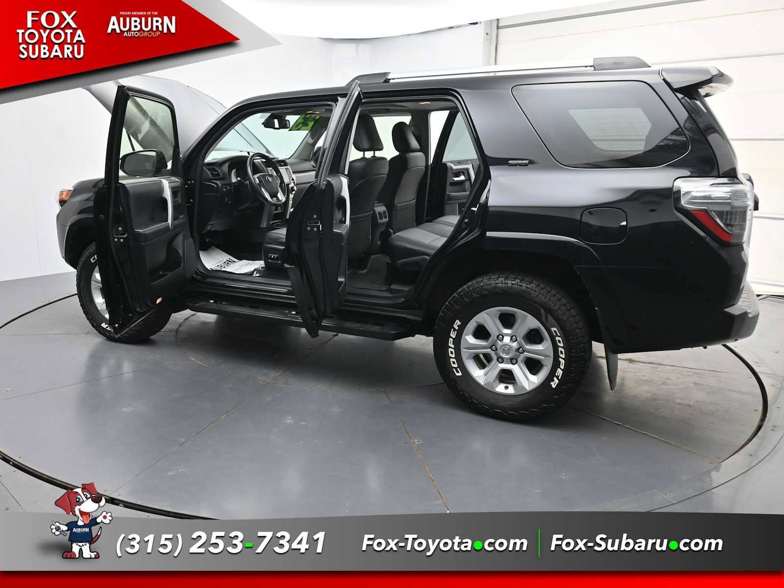 Used 2023 Toyota 4Runner SR5 Premium w/ Moonroof Package AWD/4WD image 41